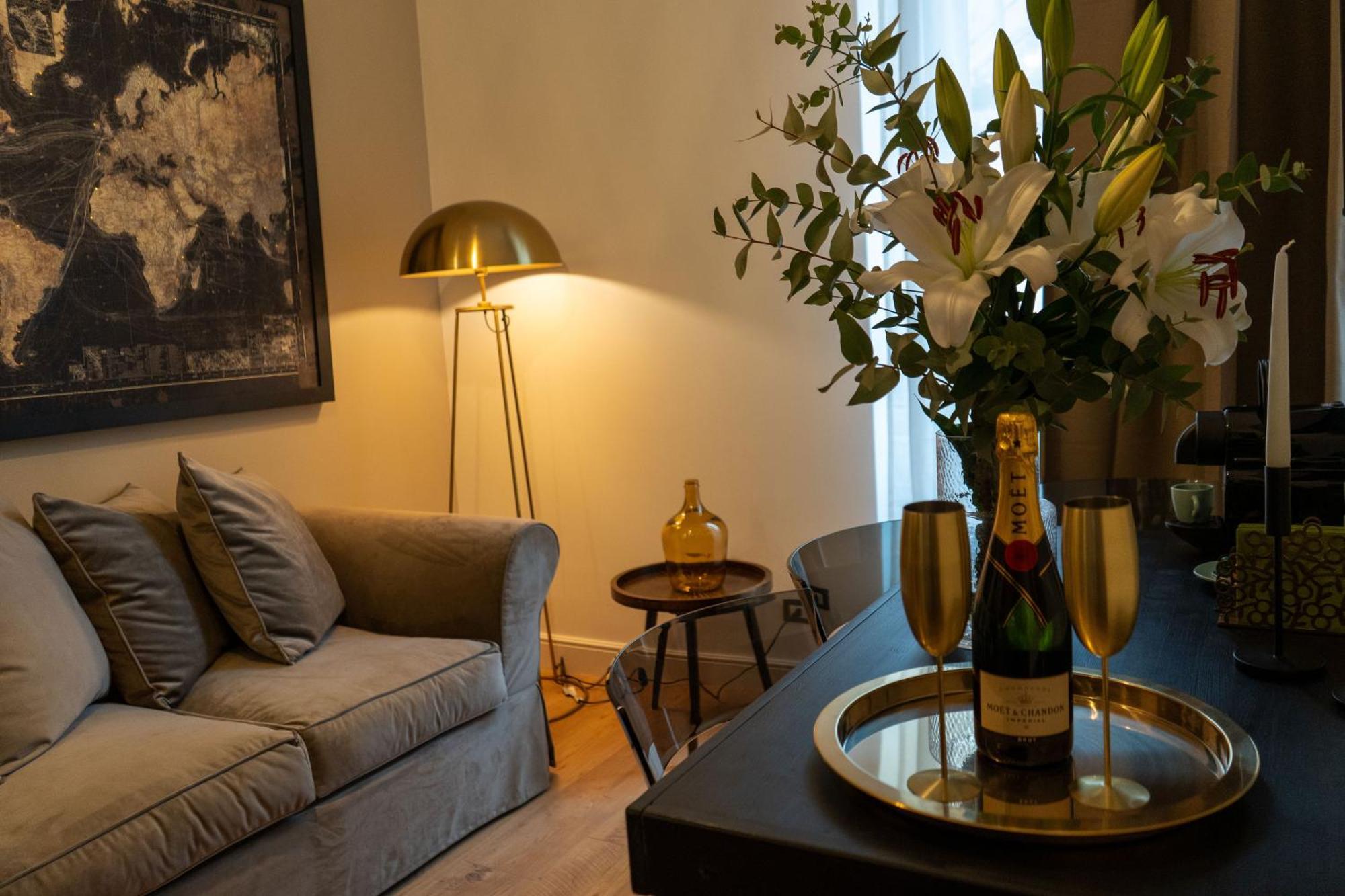 Melody Apartment *
